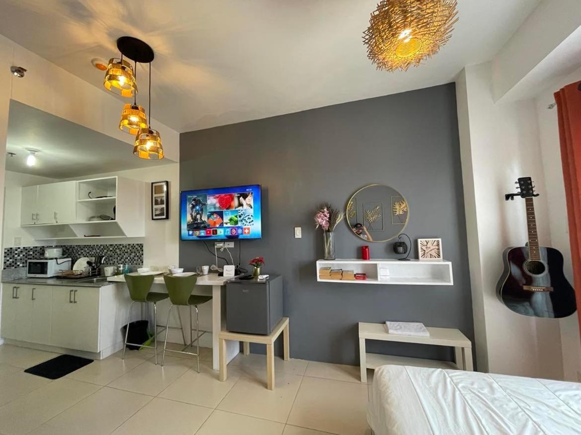 Cool Suites At Wind Residences Tagaytay Staycation- Im Hana 1 Tagaytay City Exterior photo